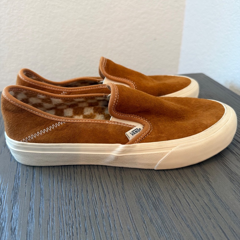 Vans Classic Slip-On Brown Suede Faux Fur Lined UltraCush Mens 7 Womens 8.5